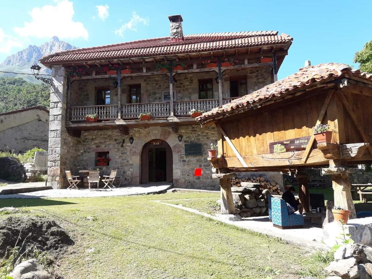 ホテル La Casa Vieja En Valdeon Soto de Valdeón エクステリア 写真