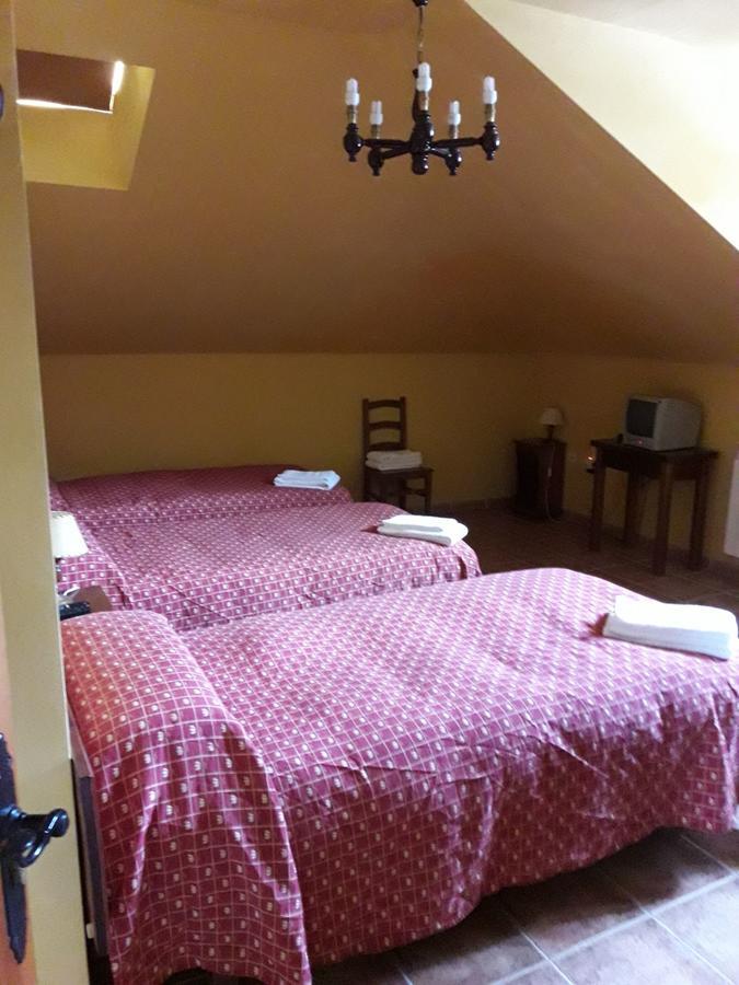 ホテル La Casa Vieja En Valdeon Soto de Valdeón エクステリア 写真